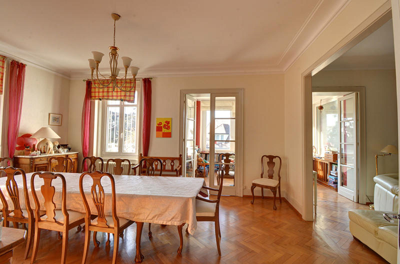 Maison de maîtres - 280 m² - 9 pièces