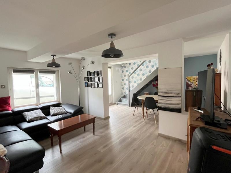 Maison - 100 m² - 5 pièces