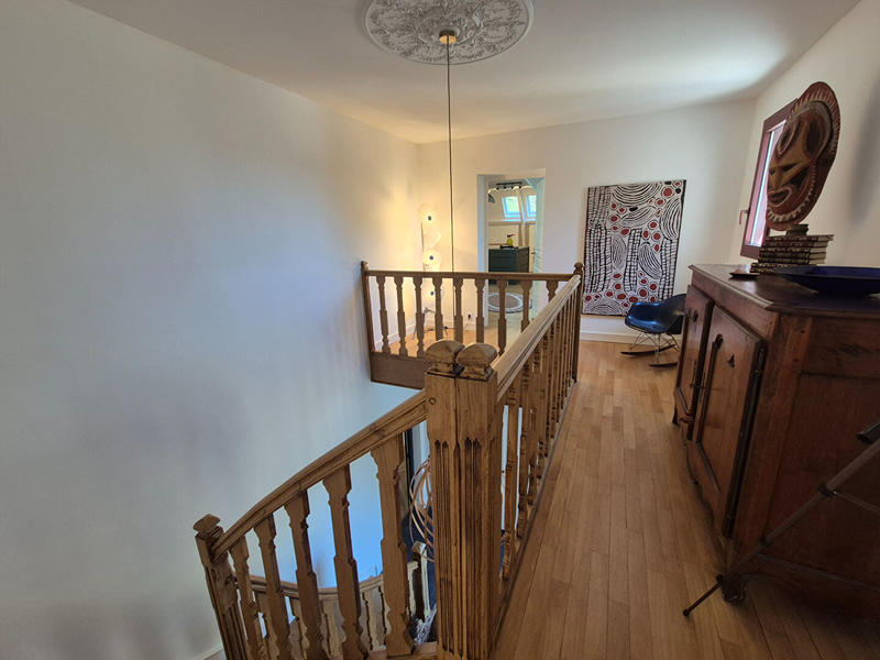 Maison - 368 m² - 8 pièces