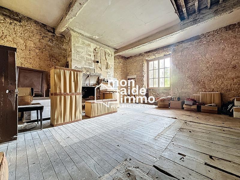 Maison - 300 m² - 12 pièces