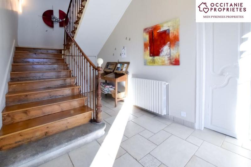 Propriété - 625 m² - 15 pièces