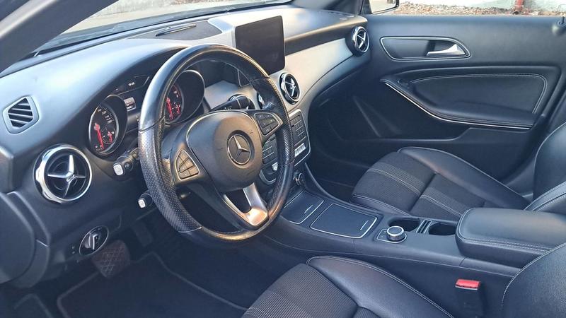 Mercedes Classe Gla 200 CDi 136 7g-Dct Amg Line - Automatique Toit ouvrant