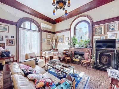 Appartement - 150 m² - 5 pièces