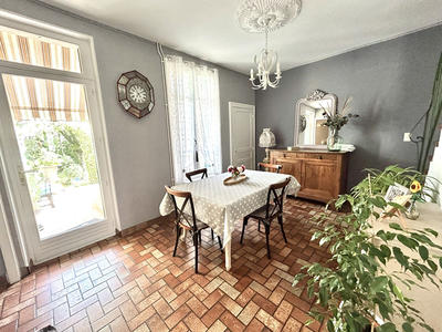 Maison - 104 m² - 5 pièces