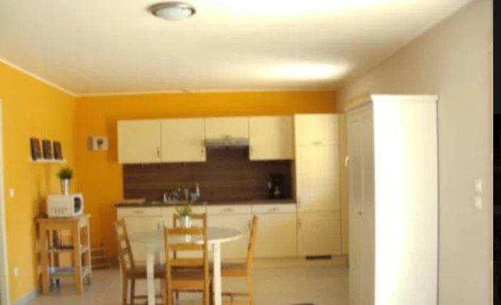 Maison - 185 m² - 11 pièces