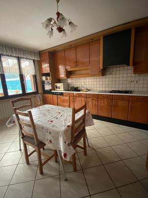 Maison - 260 m² - 7 pièces