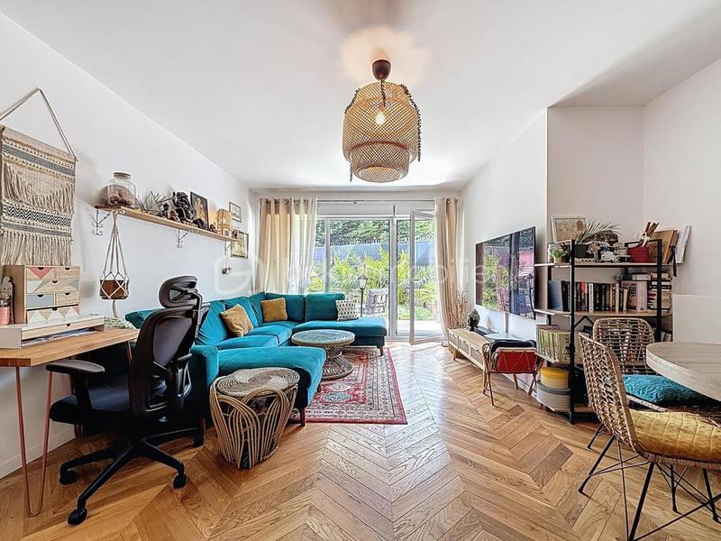 Appartement - 70 m² - 3 pièces