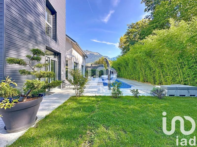 Maison de maîtres - 198 m² - 7 pièces