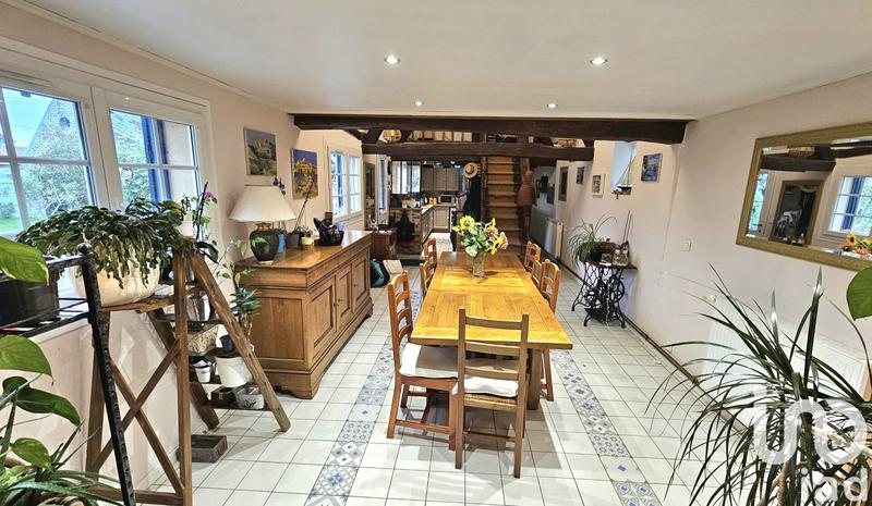 Maison - 200 m² - 8 pièces