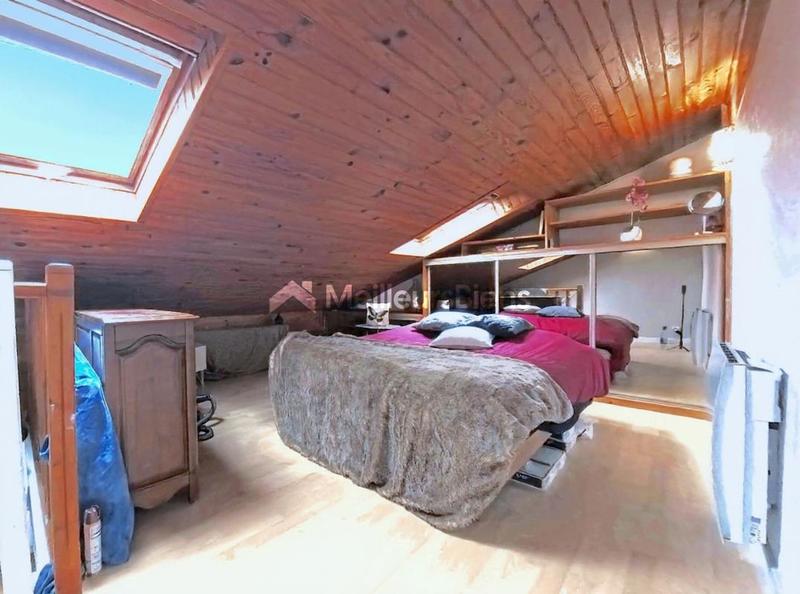 Maison - 97 m² - 5 pièces