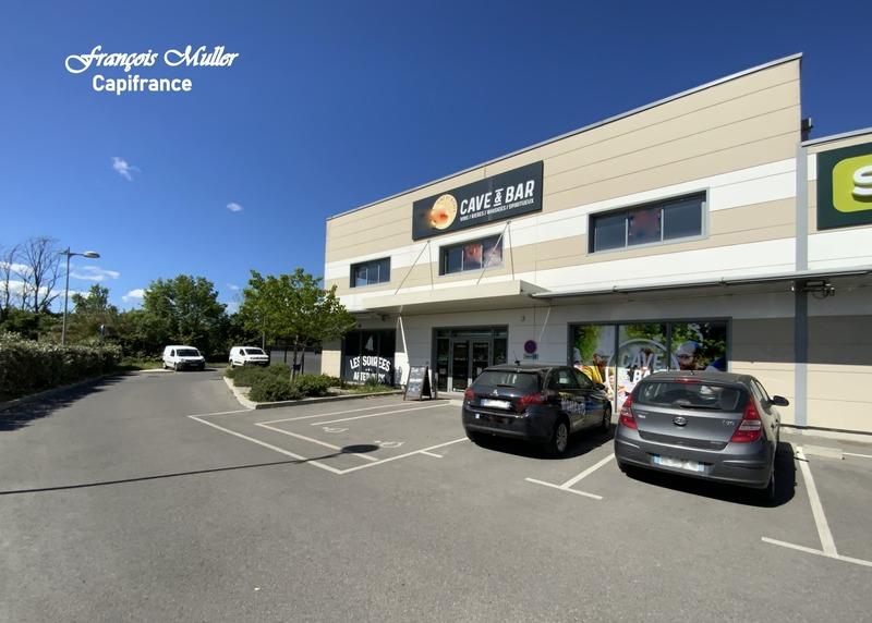 Local d'activité / Entrepôt - 360 m² - 6 pièces