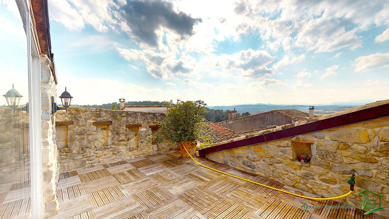 Maison - 160 m² - 8 pièces