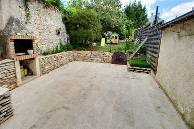 Maison - 180 m² - 6 pièces