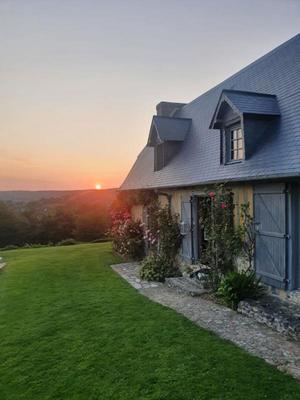 Maison - 300 m² - 12 pièces