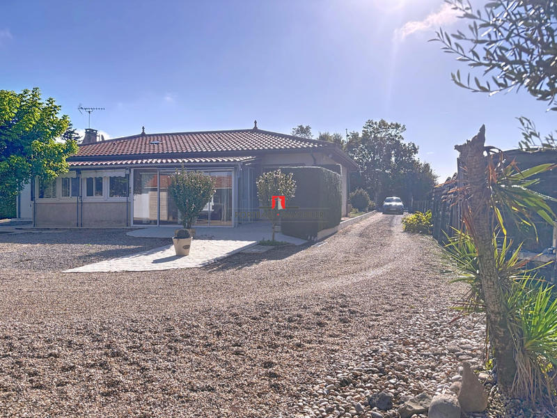 Maison traditionnelle - 110 m² - 4 pièces