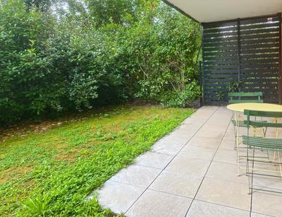 Appartement - 99 m² - 4 pièces