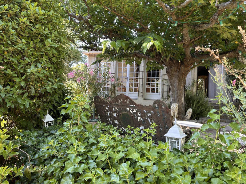 Maison traditionnelle - 195 m² - 6 pièces