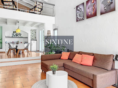 Maison - 197 m² - 9 pièces