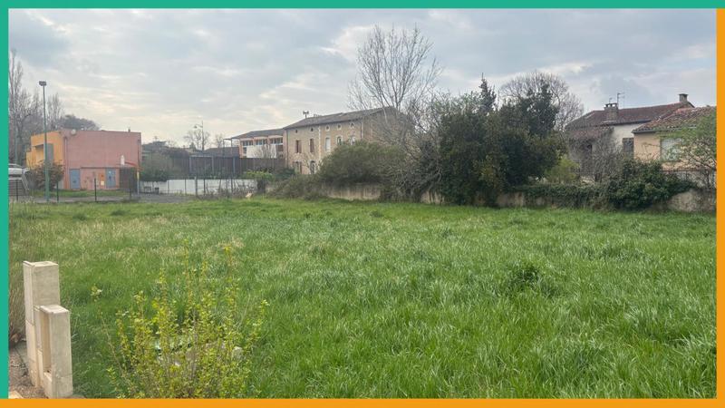 Terrain constructible - 330 m²