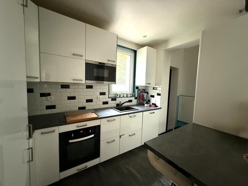 Maison - 101 m² - 5 pièces