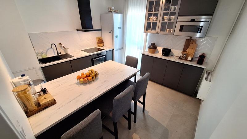 Appartement - 97 m² - 4 pièces