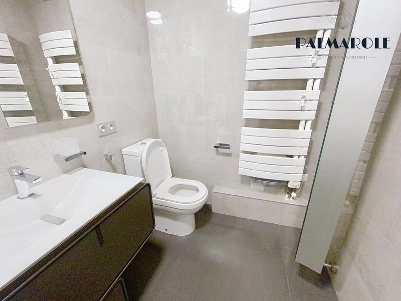 Appartement - 100 m² - 4 pièces