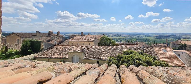 Maison - 249 m² - 9 pièces