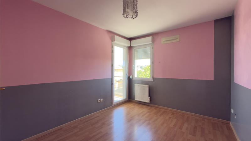 Appartement - 94 m² - 4 pièces