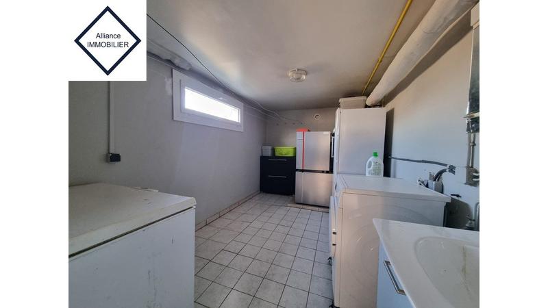 Maison - 158 m² - 8 pièces