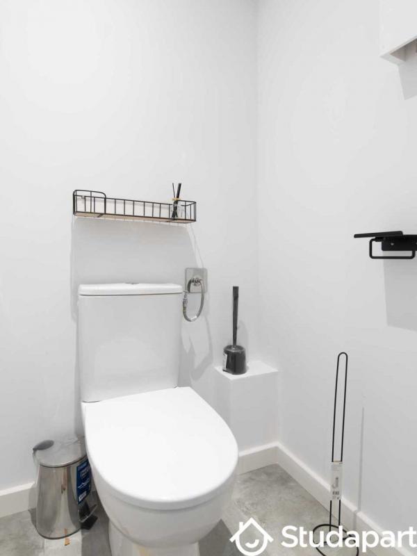 Appartement - 240 m² - 1 pièce