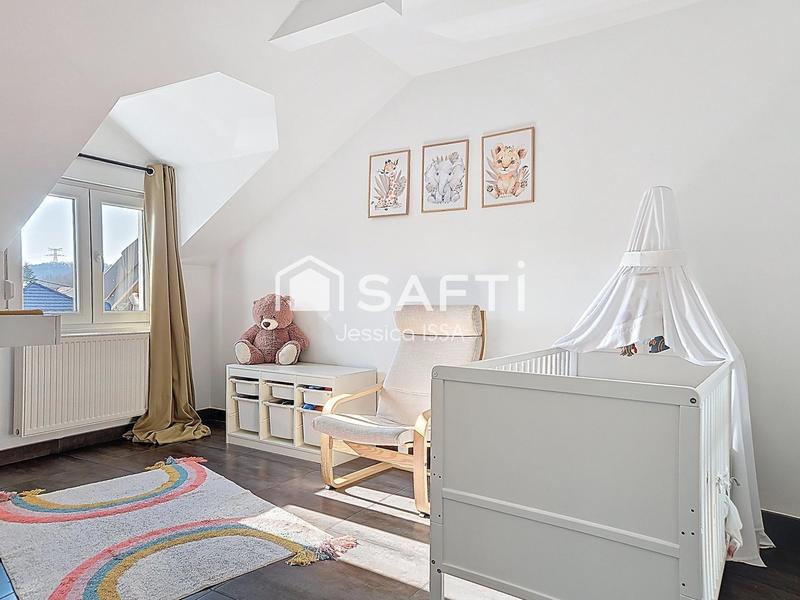 Appartement - 83 m² - 5 pièces