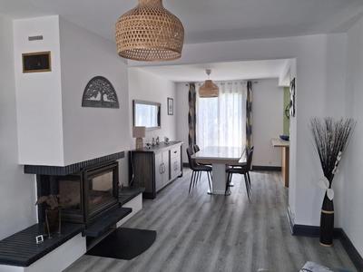 Maison - 87 m² - 5 pièces