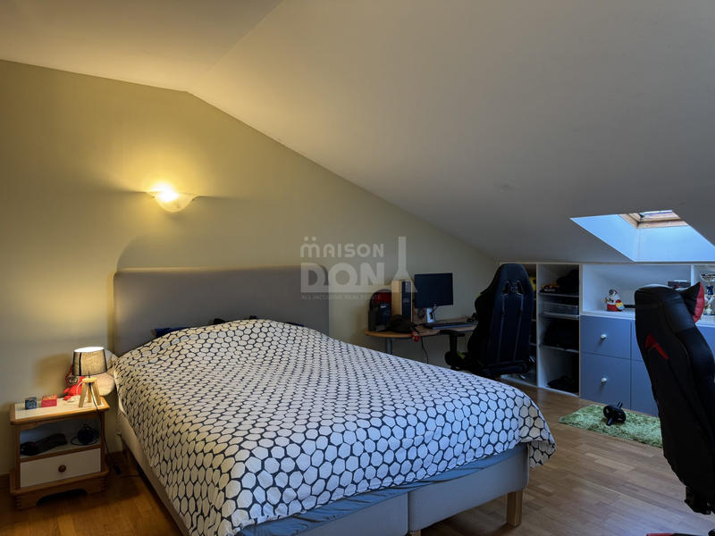 Appartement - 194 m² - 5 pièces