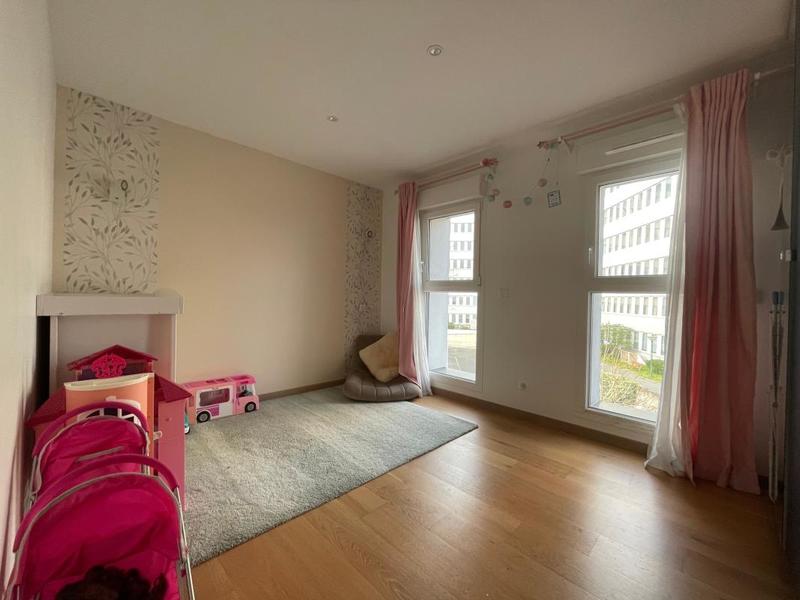 Duplex - 93 m² - 4 pièces