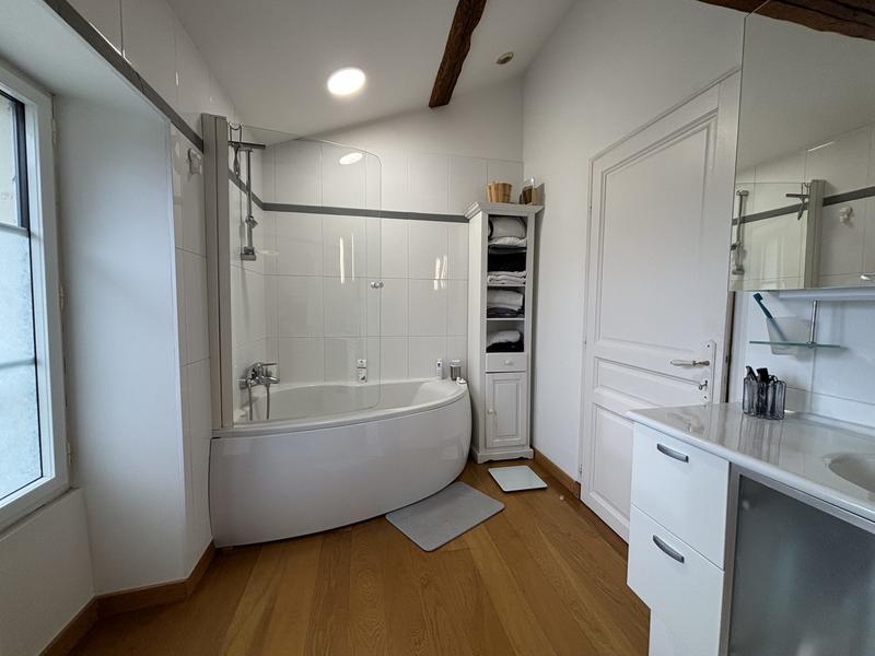 Maison ancienne - 246 m² - 5 pièces