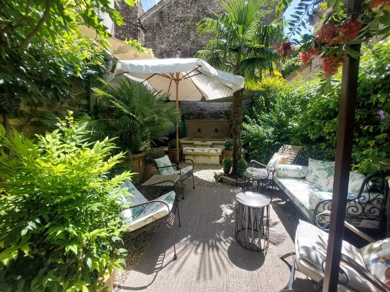 Maison de village - 267 m² - 10 pièces