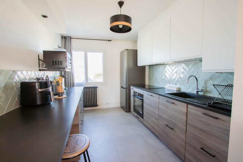 Appartement - 96 m² - 5 pièces