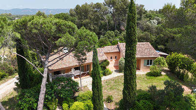 Villa - 140 m² - 4 pièces