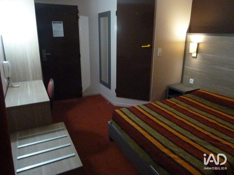 Local commercial - 1 750 m²