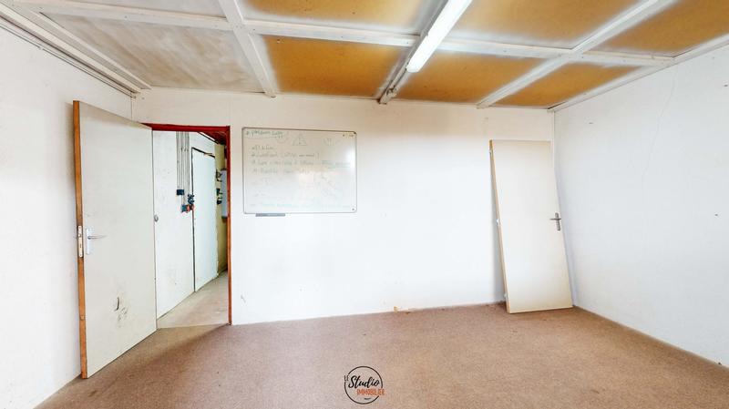 Entrepôt - 1 091 m²