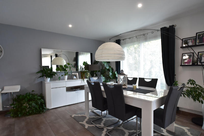 Maison - 103 m² - 4 pièces