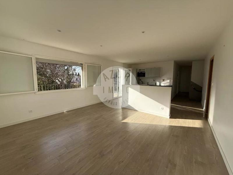 Maison - 197 m² - 7 pièces