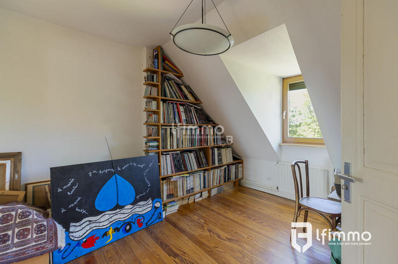 Maison - 142 m² - 6 pièces