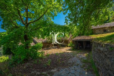 Maison - 97 m² - 5 pièces