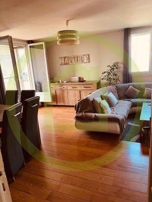 Duplex - 86 m² - 4 pièces