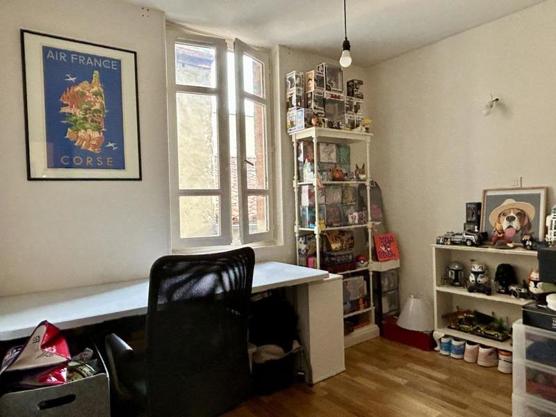 Appartement - 81 m² - 3 pièces