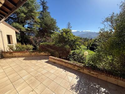 Maison - 189 m² - 6 pièces