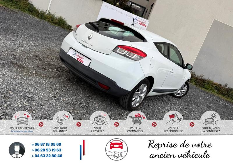 Renault Mégane 3 Coupé 1.6 16v 110Cv White Color édition Emotion Bv6 Crit'Air 1* 117000km*Ct Révision Kit Distribution Entretien Complet*Véhicule Sous Garantie*100 Points de Contrôles*CarteGrise Moitié prix (Véhicule plus 10 ans)*Sièges chauffant*Régulate