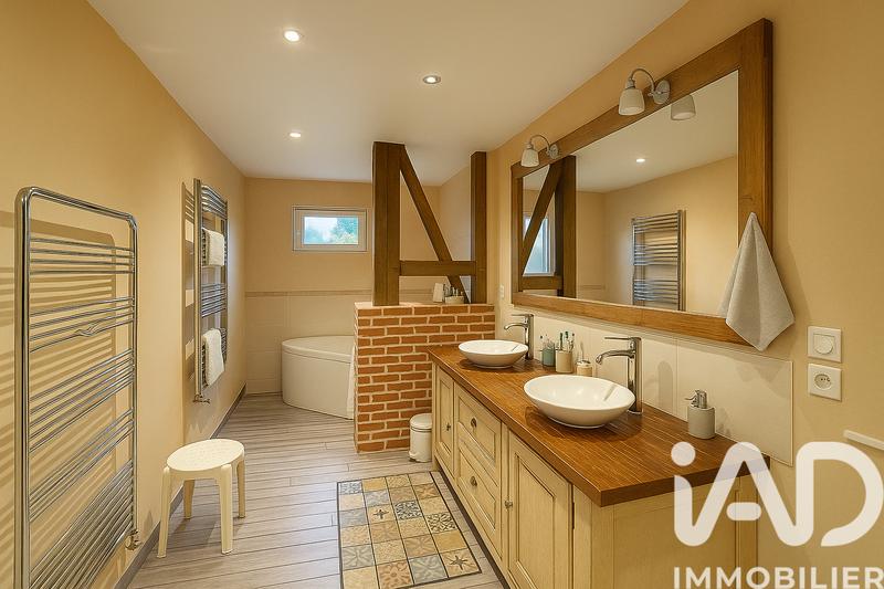 Maison - 170 m² - 7 pièces