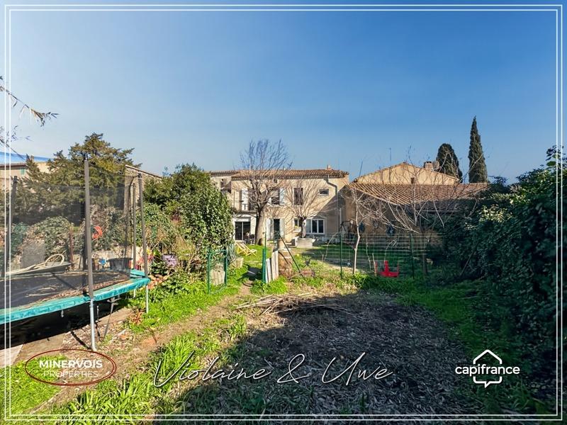 Maison de village - 285 m² - 9 pièces
